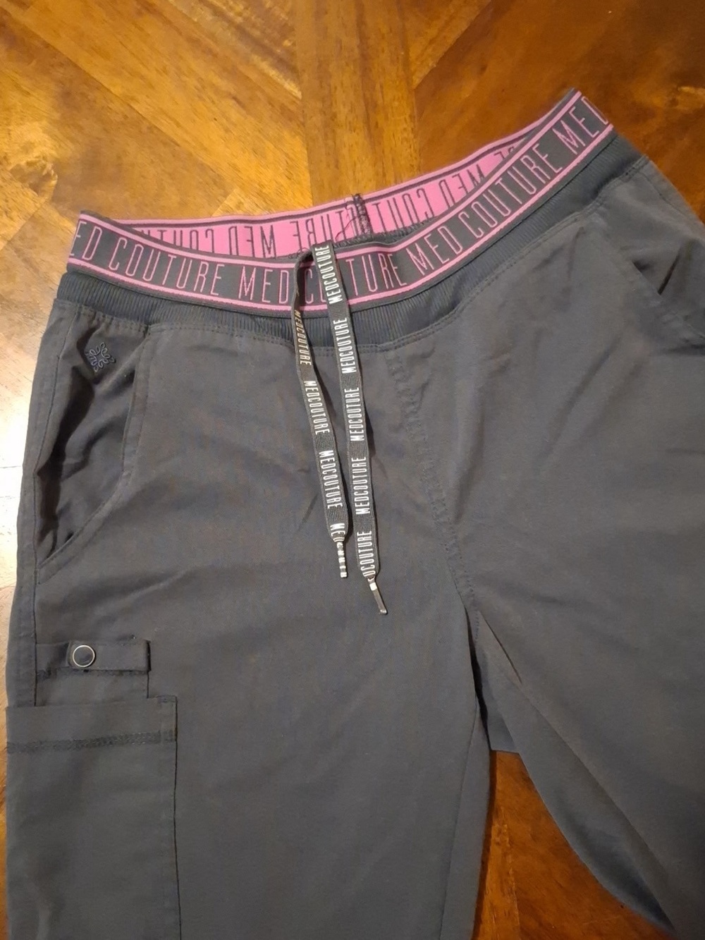 Med couture scrub pants size small tall
